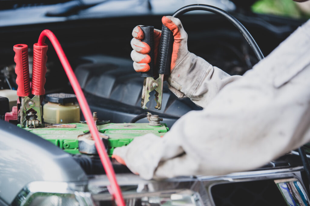 Powering Reliability: Choosing Between Car Battery Wholesale Distributors and Rondex Batteries