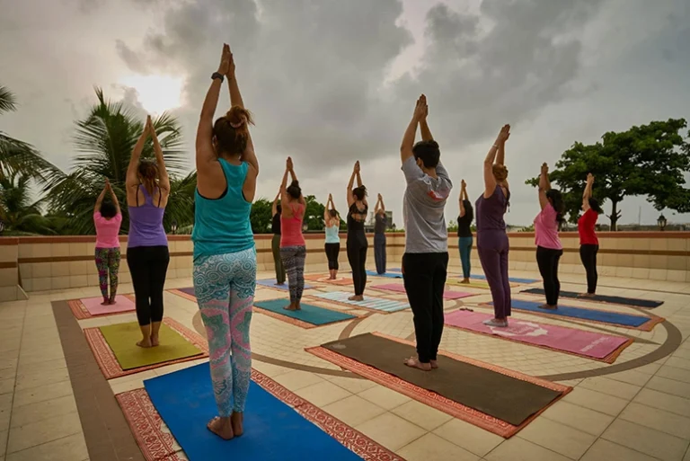 yoga teacher traning