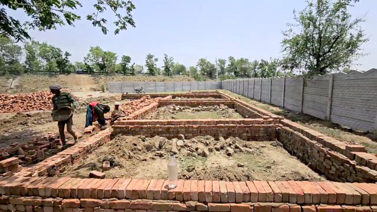 Plot Near Jewar Airport