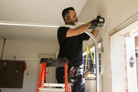 Garage Door Repair Costa Mesa